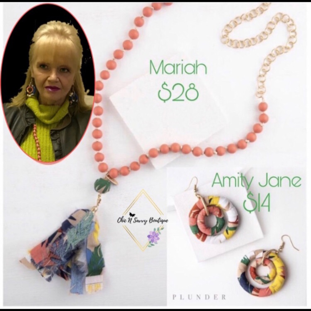 Plunder necklace and matching earrings